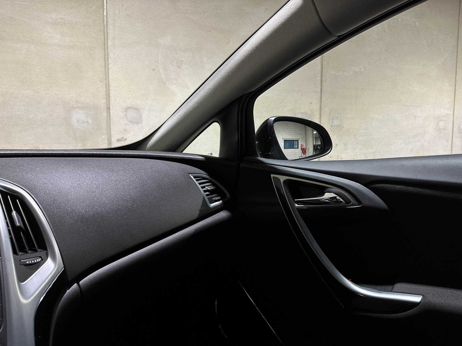 Opel Astra GTC 1.4 Turbo Sport 140pk 2013 (Origineel-NL), 9-KRR-84