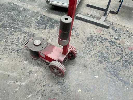 Catini YAK215/N Pneumatic Garage Jack