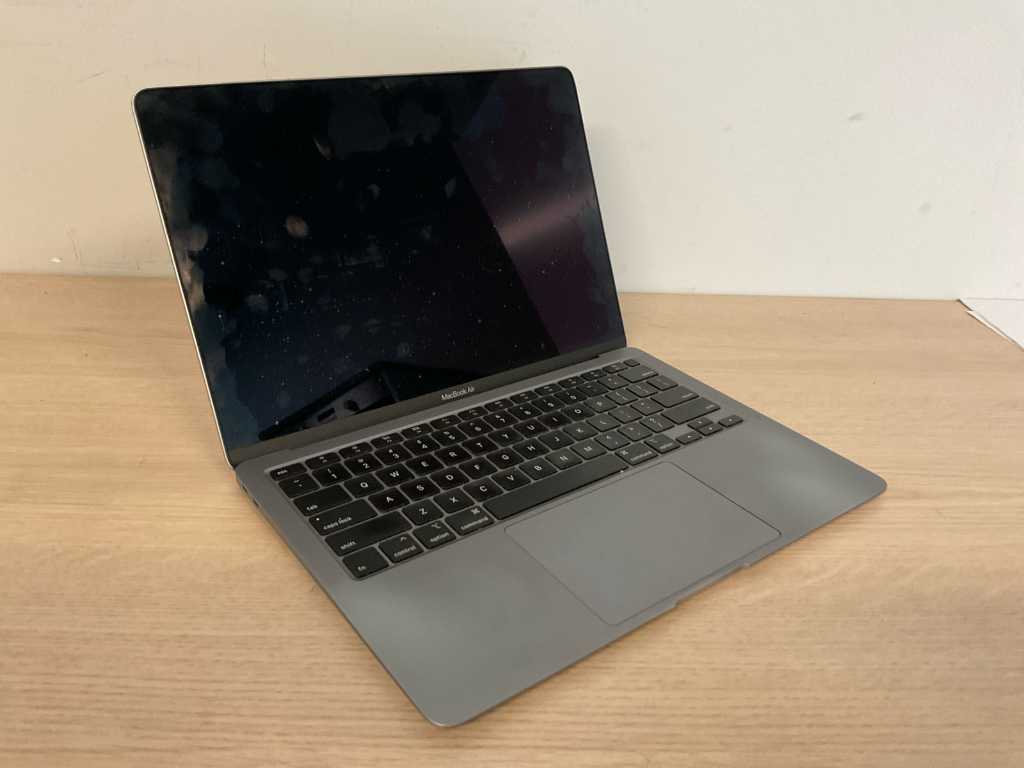 Apple laptop MacBookAir9,1