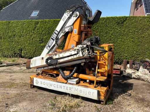 Hiab 130R F-1 semi-trailer crane