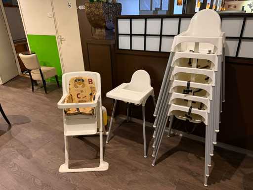 High chair (8x)