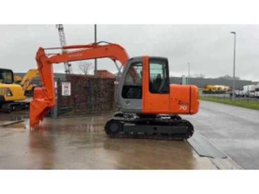 d09cc49d-a669-4ded-b2ac-d75d7706ac07.mp4