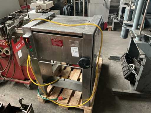 Cretel 625V Fish filleting machine