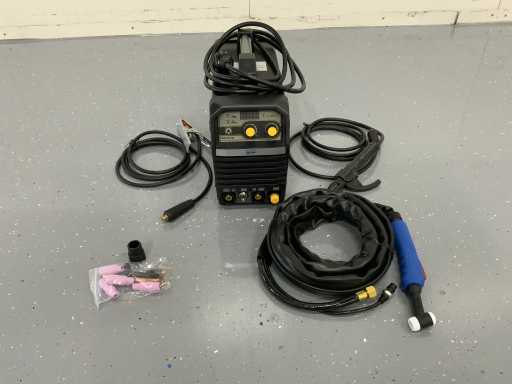 200 TIG – Verschiedene Schweißmaschinen mit digitaler Anzeige