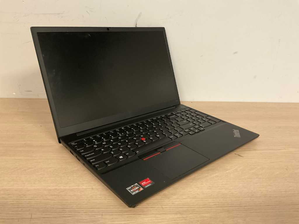 Laptop - Lenovo - 20T8000XMH