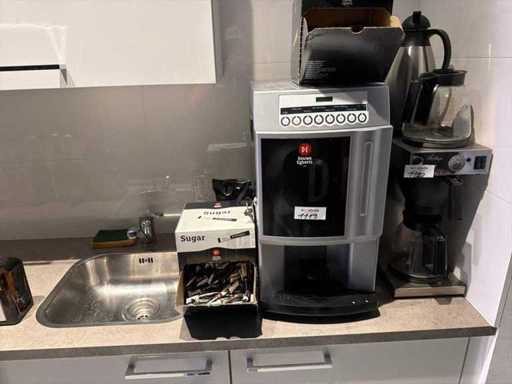 Douwe Egberts Koffiemachine met toebehoren
