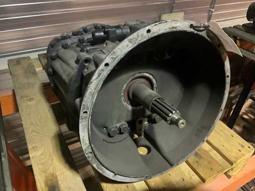 MAN Versnellingsbak EATON R8209A