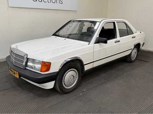 Mercedes-Benz - seria 190 - 2.0 E - Mașină clasică - 1984