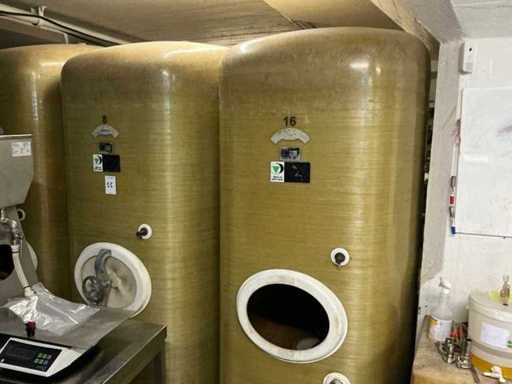 Staffelstein Plastic Fermentation Tank 3000liter (2x)