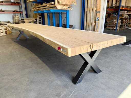 Stolik pnia drzewa suar 500 cm.