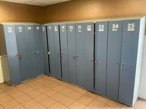 Double Locker Cabinet (13x)