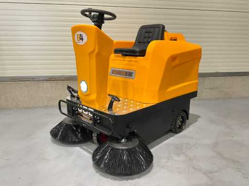 JCB - 2025 - B4 - Sweeper autopropulsat