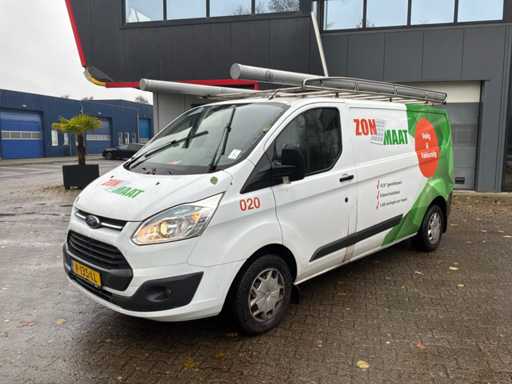 2015 Ford Transit Custom Commercial Vehicle