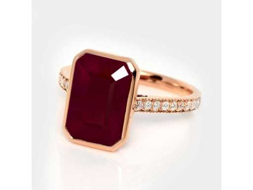 Inel din aur roz de 14 carate cu 6,23 ct diamant