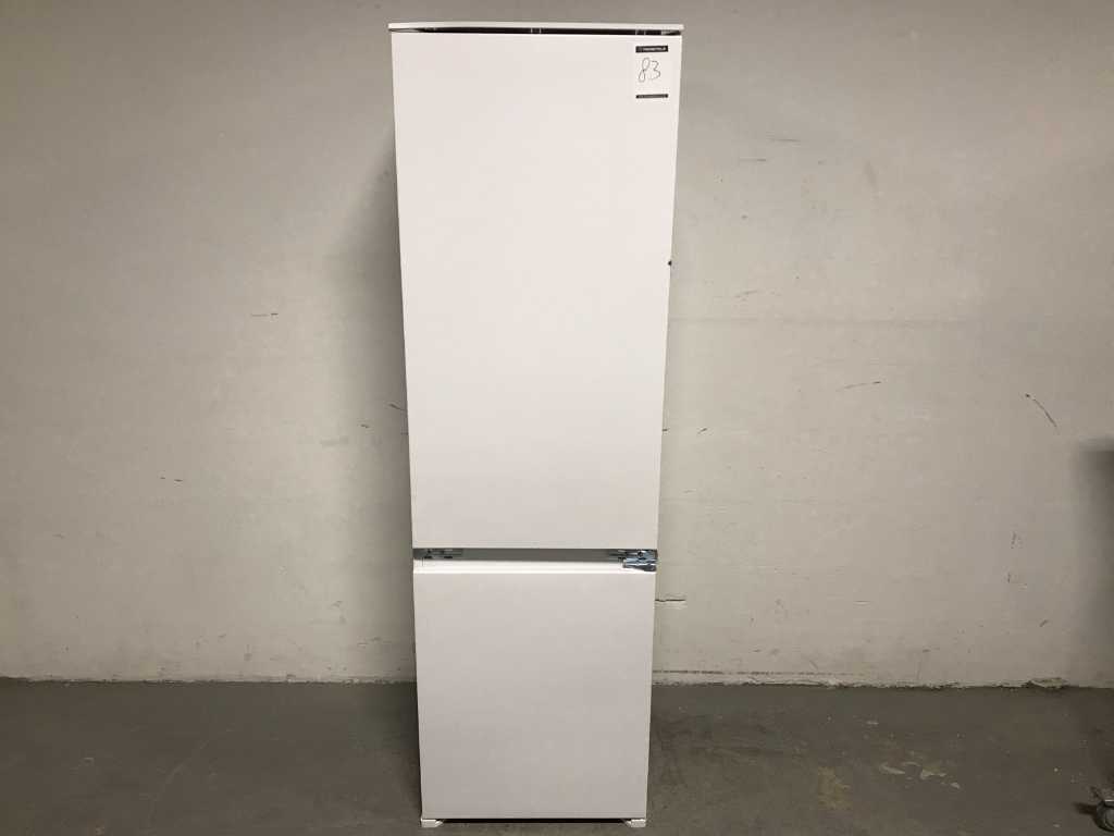 ETNA KCS1178., Built-in refrigerator