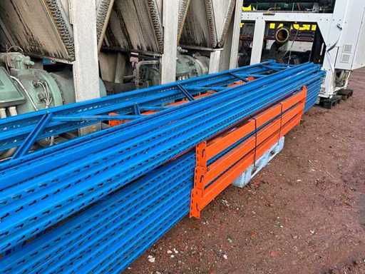 Portapacchi per deposito