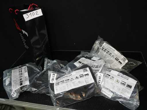 SHOWTEX - TRUSSLEEVE BLACK 4 WAY CORNER 30/30 - Aluminum Trusse (6x)