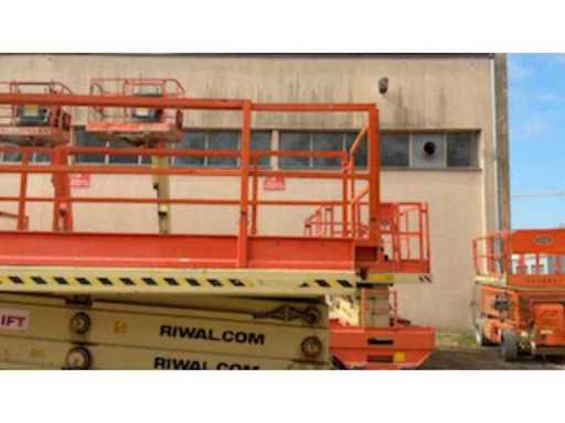 3706f504-c121-4ee1-a48c-ae9e877c8db3.mp4