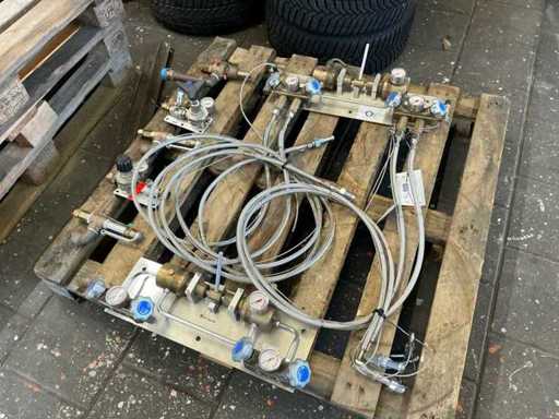 Air Liquide Gas Distribution Unit (2x)