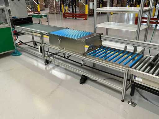 SEMOTEC - Linea di trasporto con nastro e nastro trasportatore a rulli
