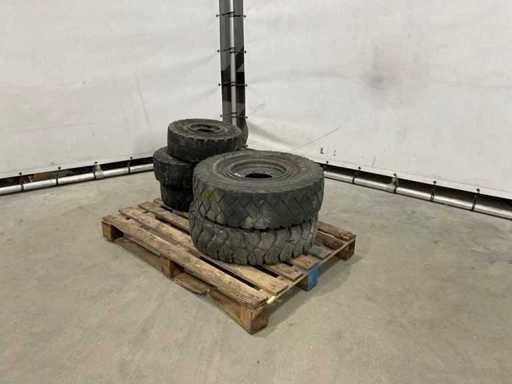 Opona do wózka widłowego (5x)