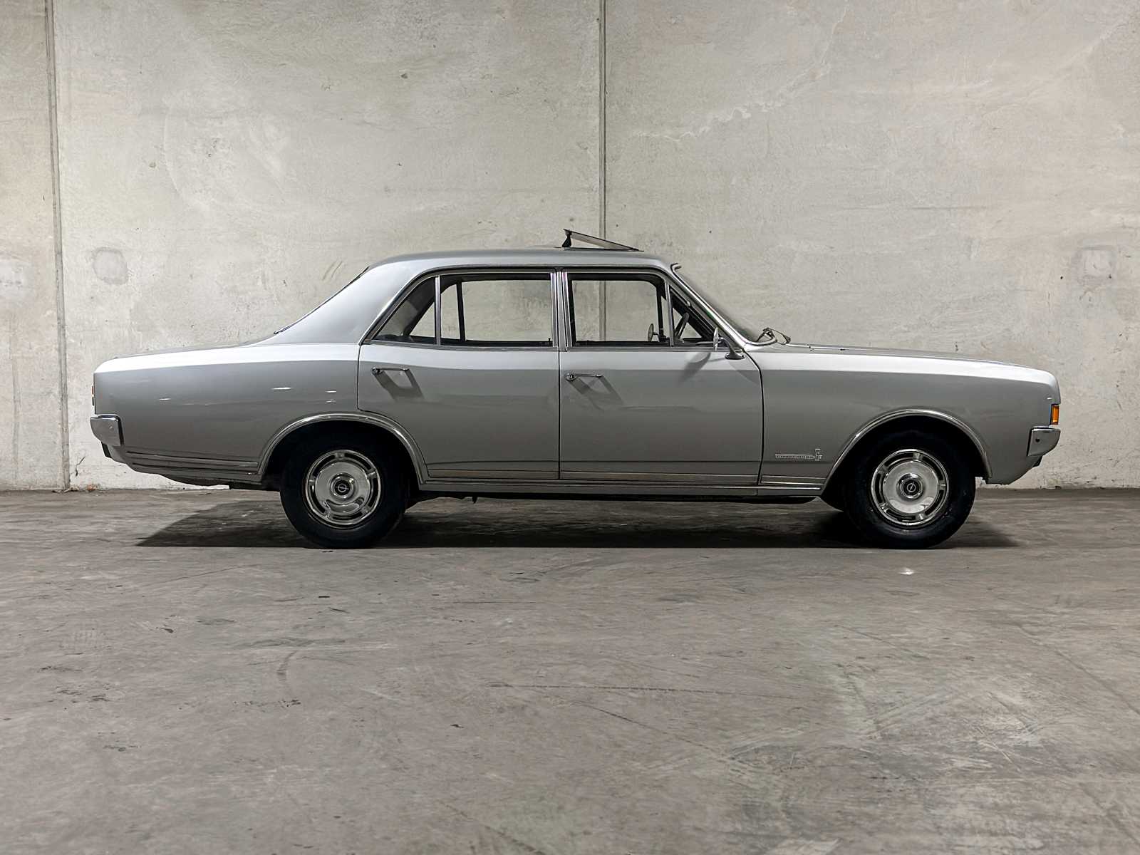 Opel Commodore 2.5 S Luxus 115pk 1965, DH-02-01