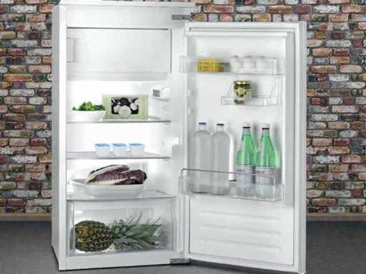 Whirlpool - ARG 104701 - Koelkast