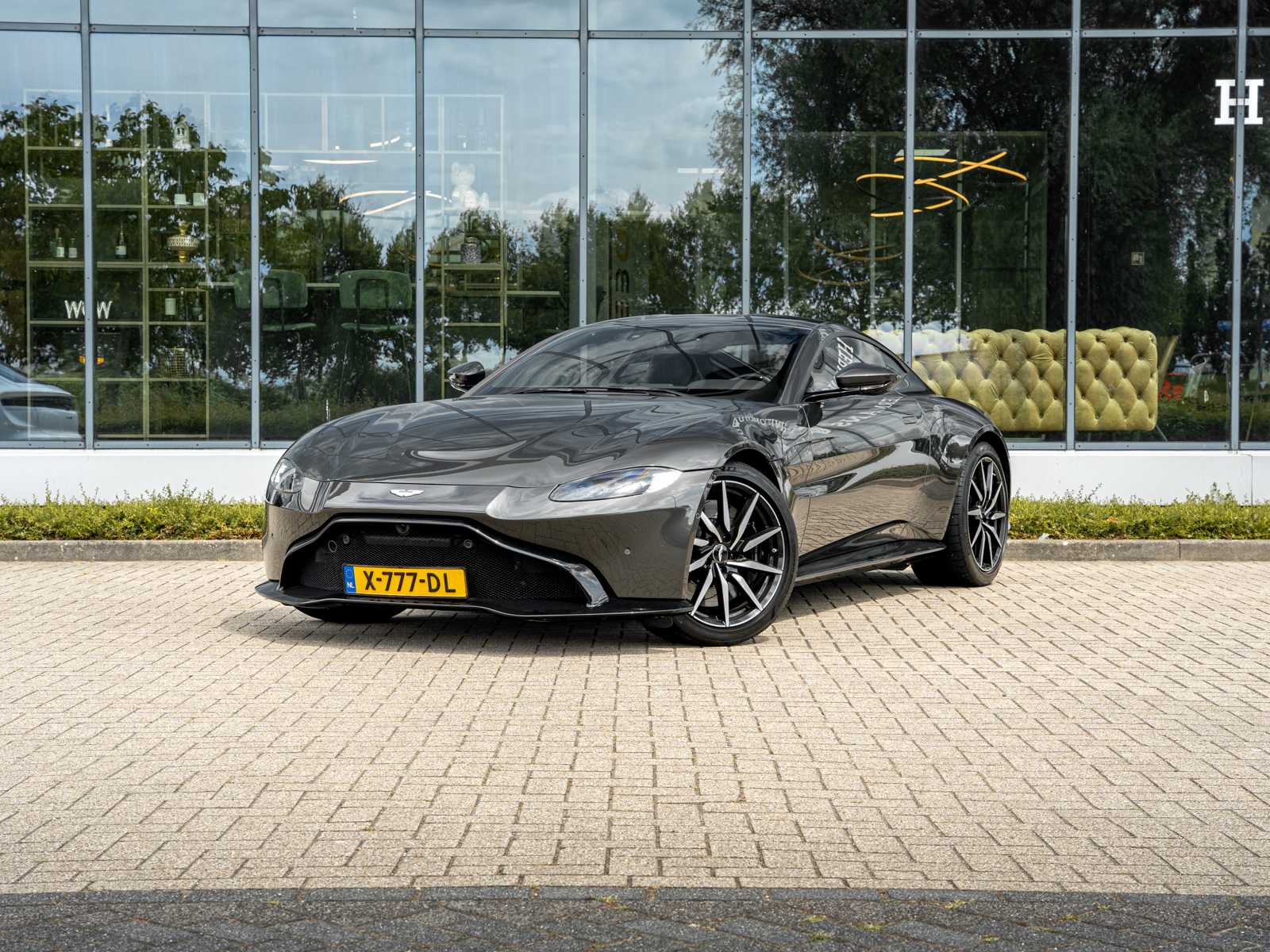 Aston Martin Vantage 4.0 V8 510pk 2021, X-777-DL