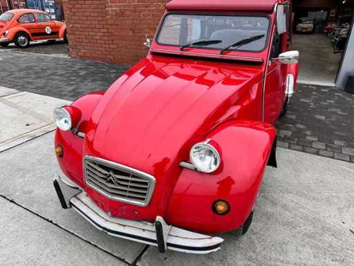 Citroen - 2CV6 Club - Oldtimer