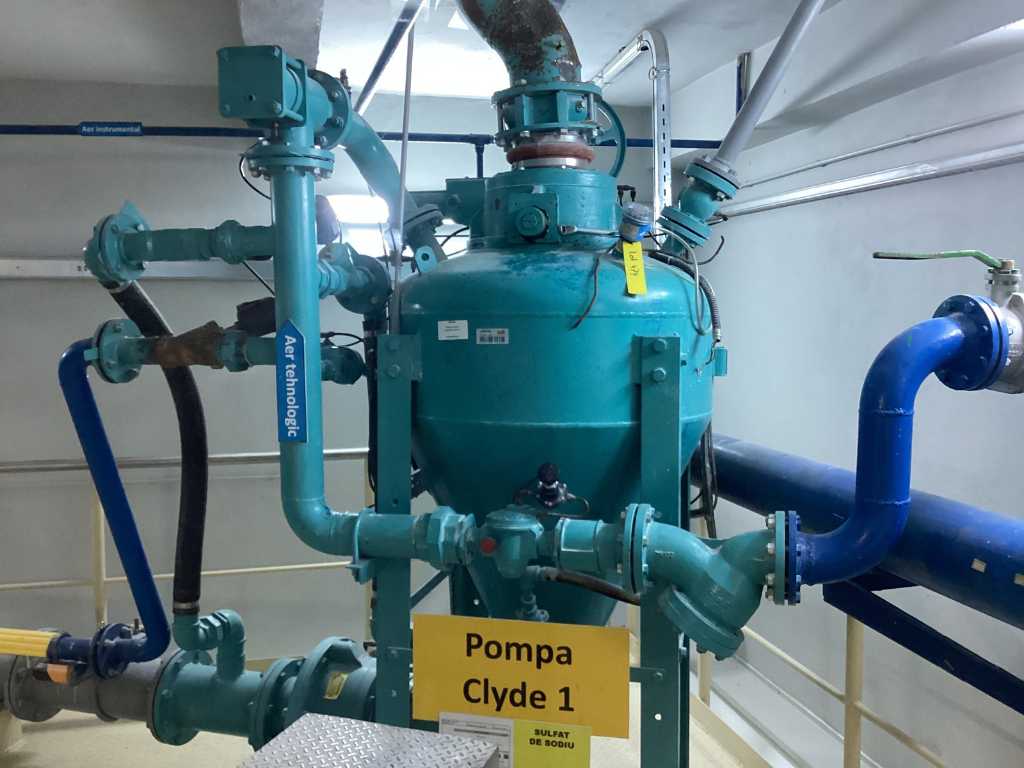 Clyde Materials Handling - - 20/8/8. - High pressure pump