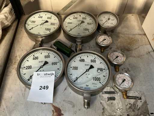 Différents manomètres (8x)