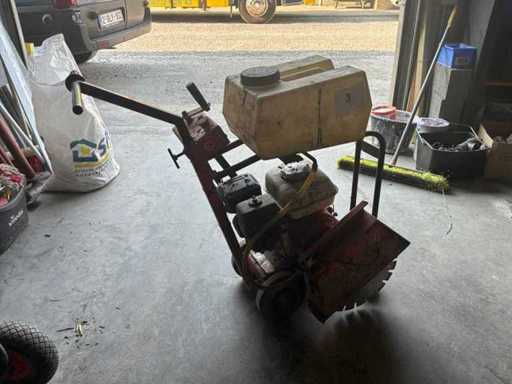 Saint-Gobin Ground Saw