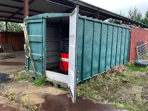 Opslagcontainer met dubbele mazouttank en dubbele pomp