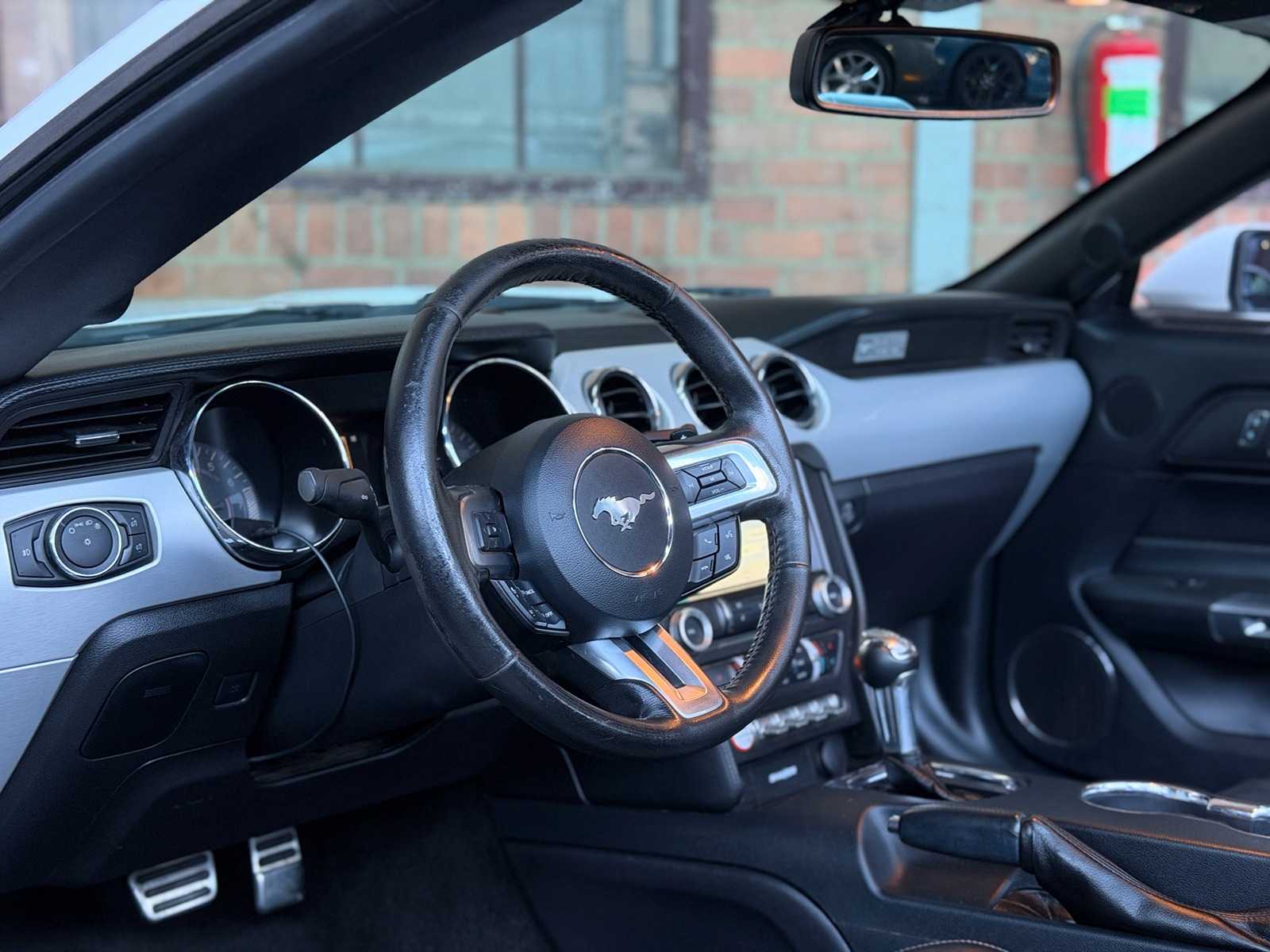 Ford Mustang Cabrio Ecoboost Premium 2.3 310pk 2015