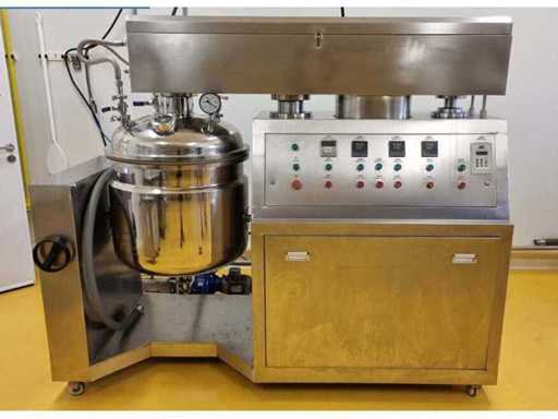 Macchina per la pasta con pompe per liquidi