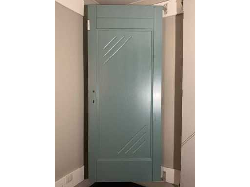 Drzwi wewnętrzne z litego drewna