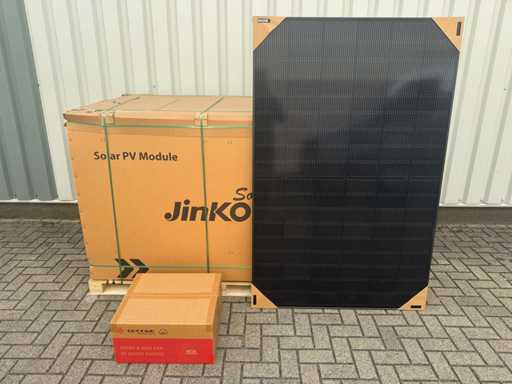 Jinko – Set aus 36 Solarpanels (440 wp) – GoodWe 15k-Wechselrichter