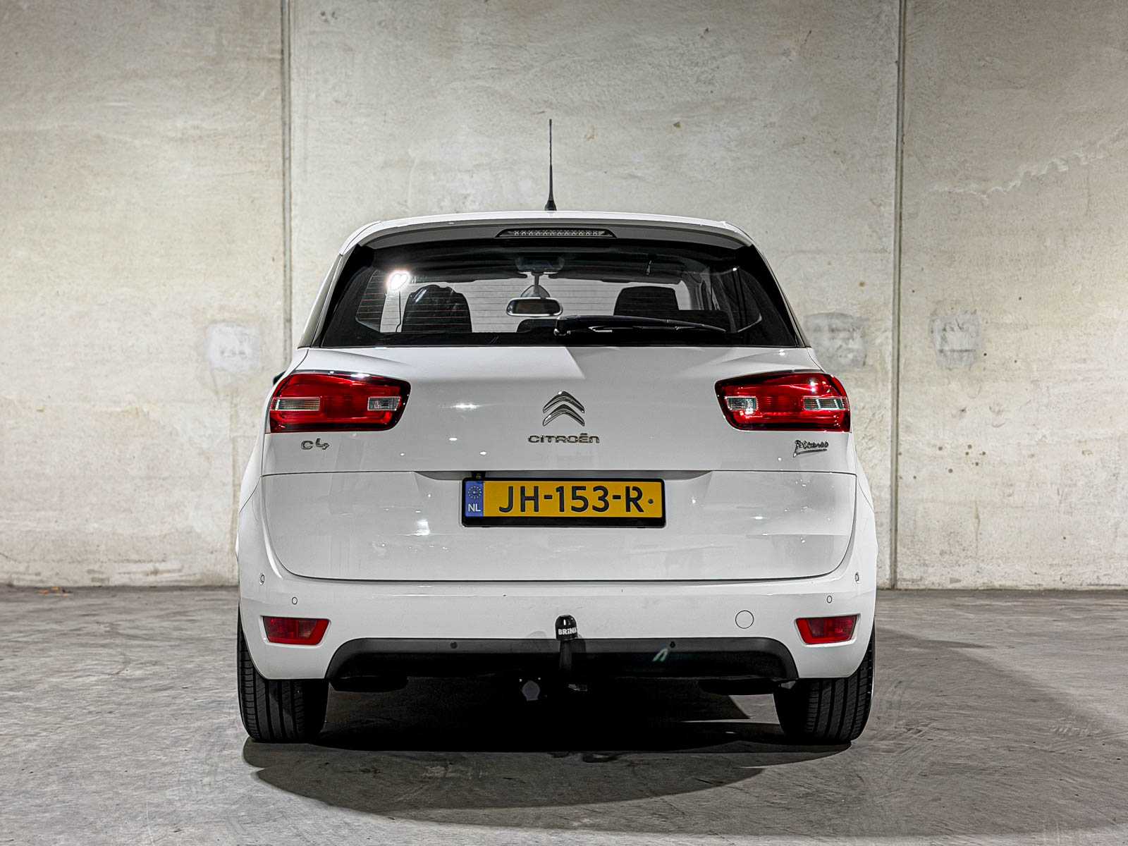 Citroen C4 Picasso 1.2 PureTech Selection 131pk 2015, JH-153-R