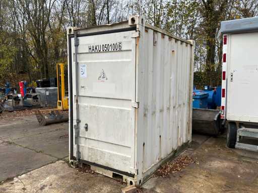 Shipping container