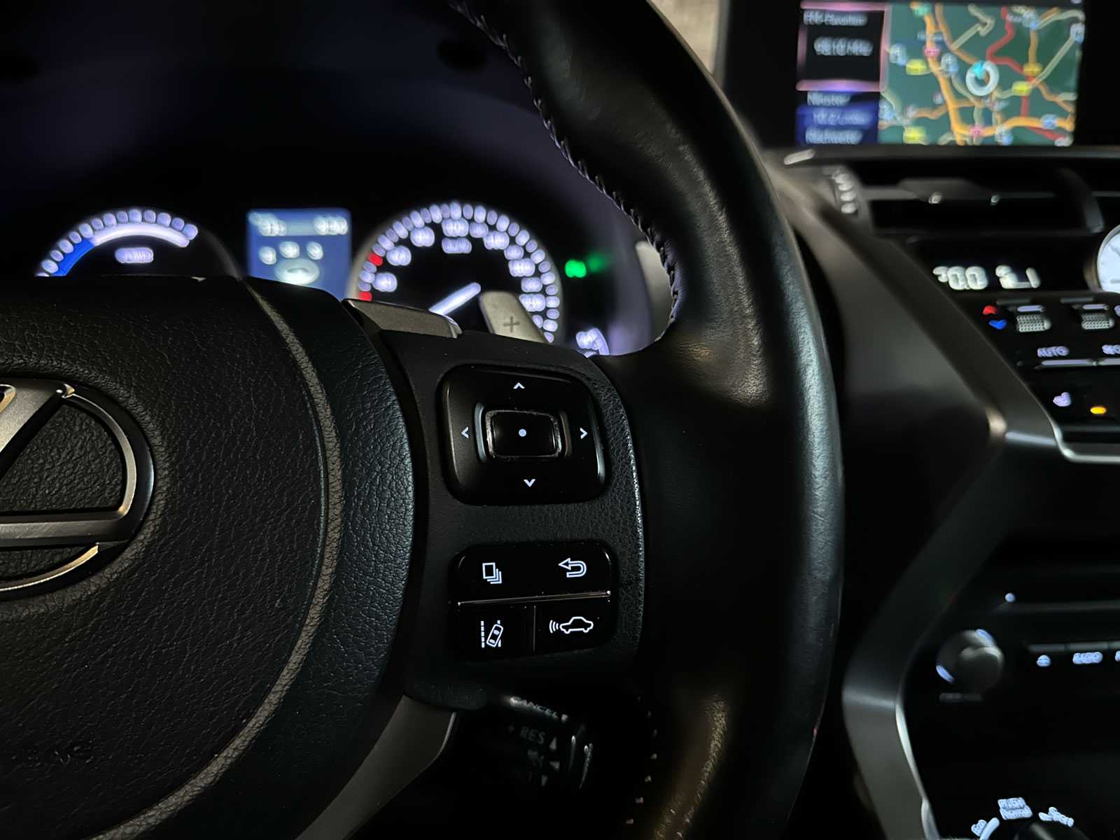 Lexus NX 300h Executive Line 2.5 AWD 184pk 2021 Plug-In Hybrid, KGK-71-F