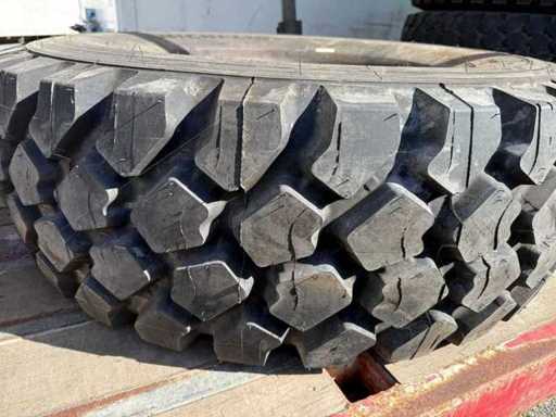 Michilin - xzl 395-85r20 - Truck tire