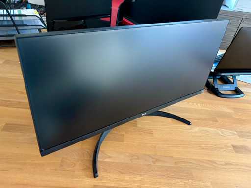 LG, HP, Lenovo, … Lot computer schermen en toebehoren