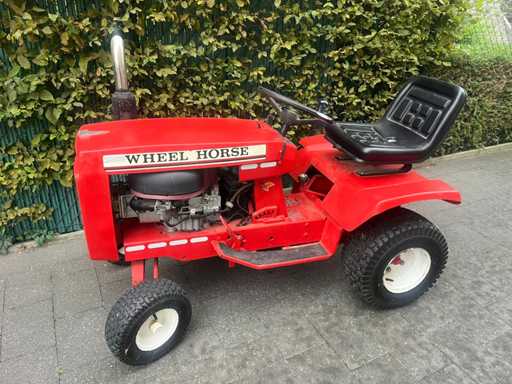 Tondeuse à cheval à roue