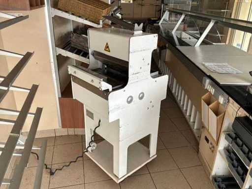2002 Van Lierde Boons A40/9 bread slicer