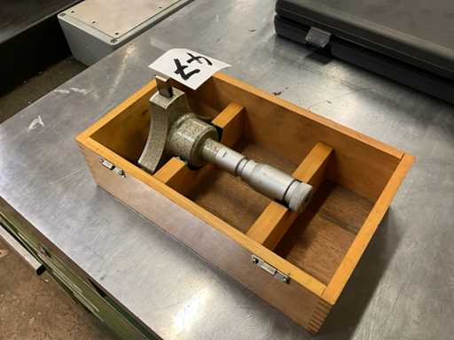 3-point micrometer