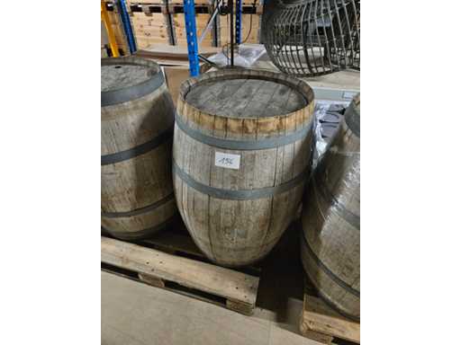 1x Wine barrel 200l