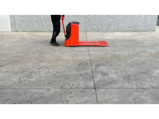 68219305-0c30-4e58-b362-79b36fa28438.mp4