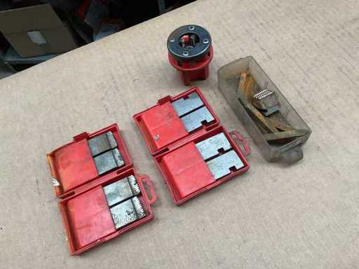 Części matryc sztywnych rur