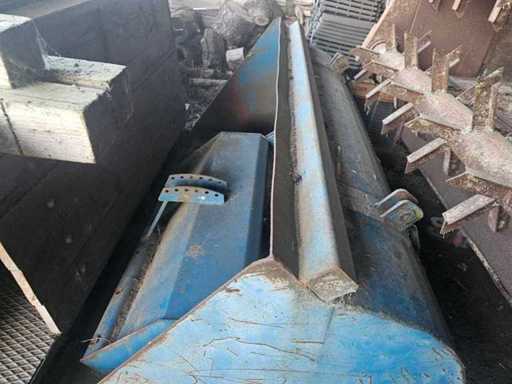 Bucket + manure scraper for front loader Ford