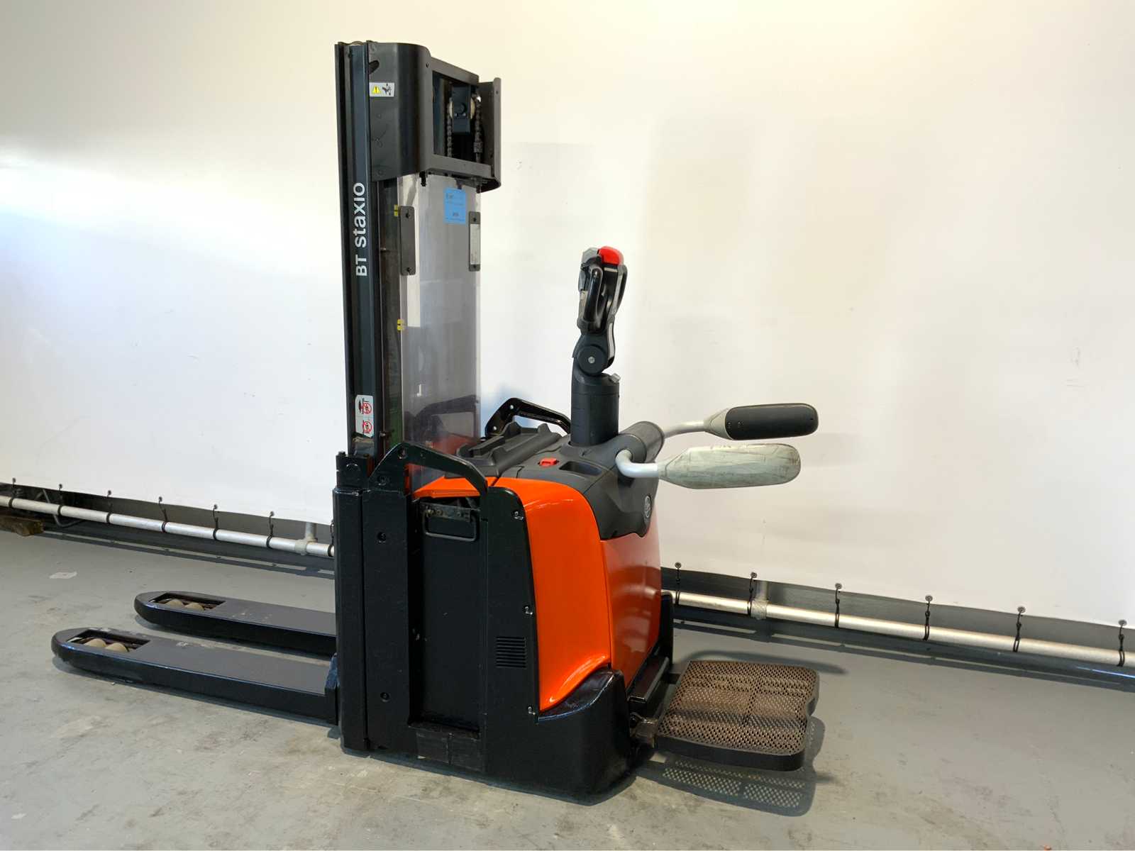 BT – SPE 120L – Meerij Stacker – Freelift – Triplex – 4 meters – 2016 – 4211 hours